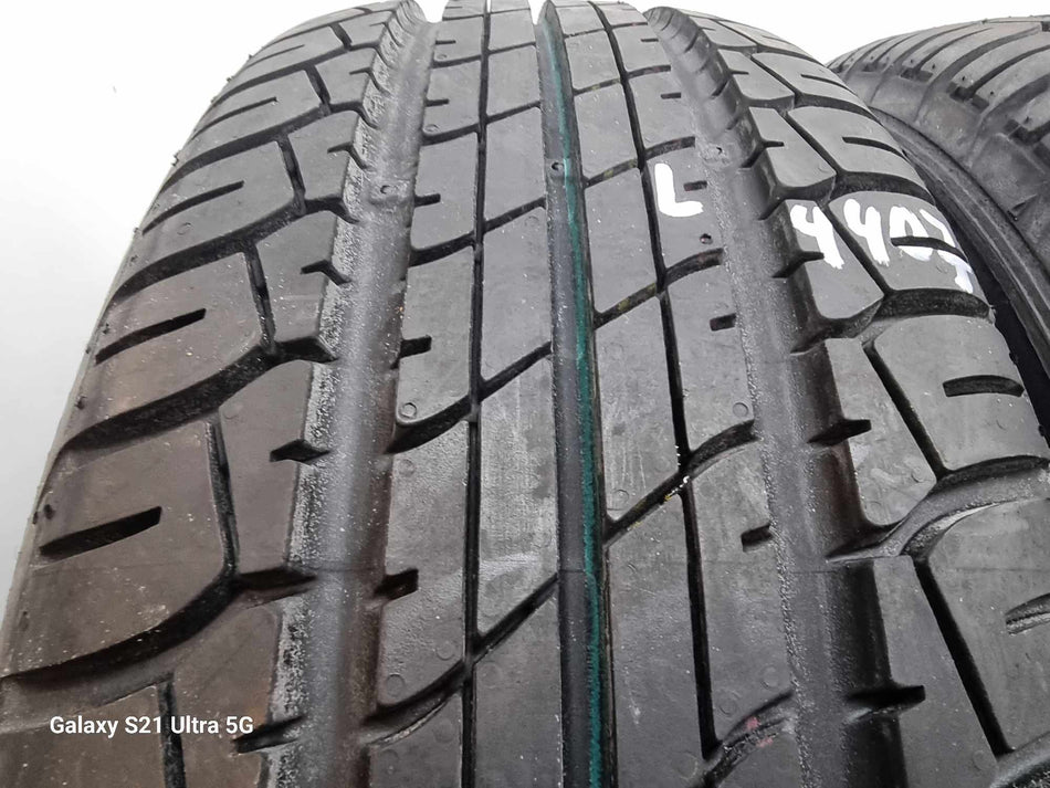 4бр летни гуми 195/60/15 DUNLOP L04407