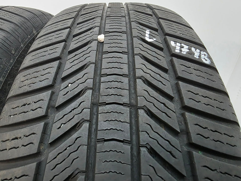 2бр зимни гуми 215/65/17 CONTINENTAL L04748