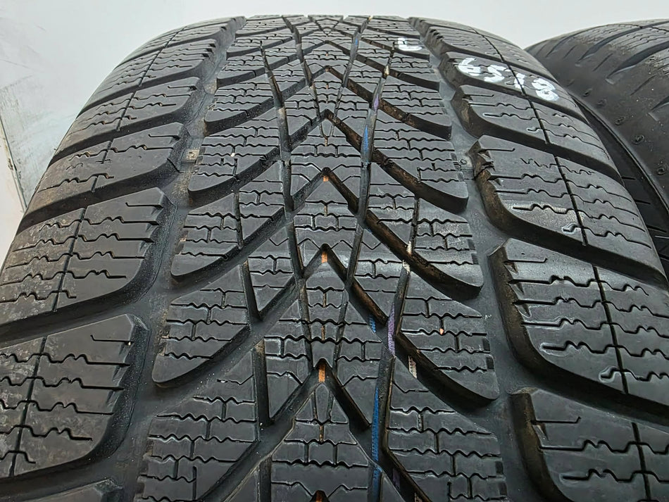 2бр зимни гуми 225/55/17 DUNLOP L06518