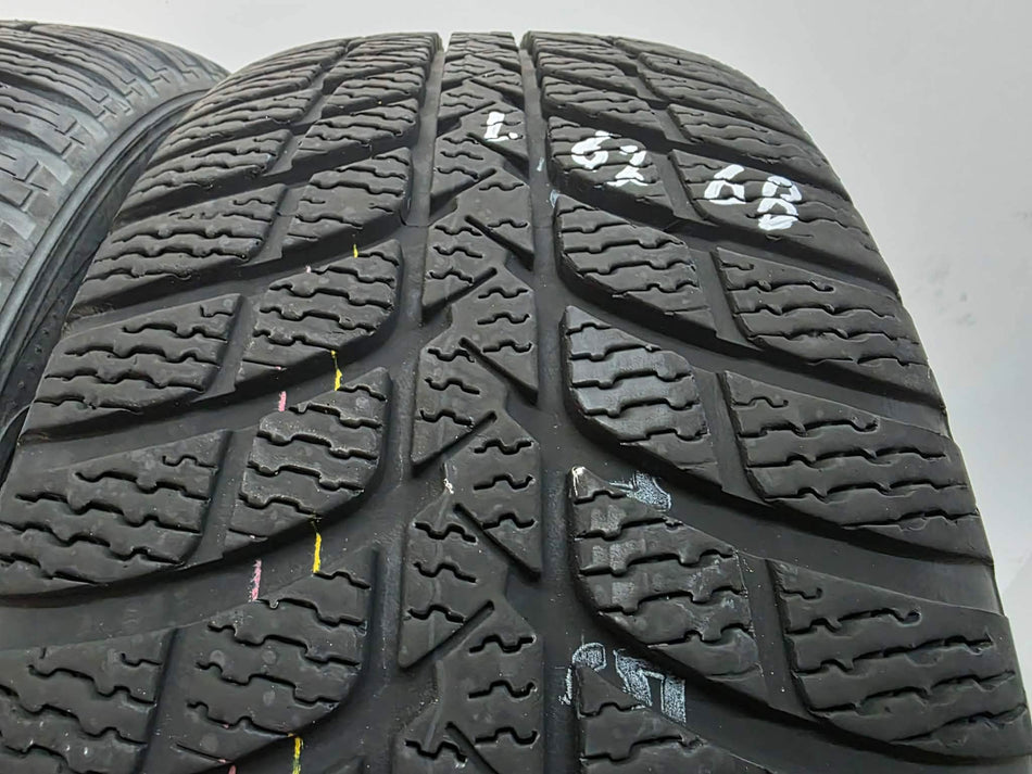 2бр зимни гуми 195/55/16 KUMHO L06268