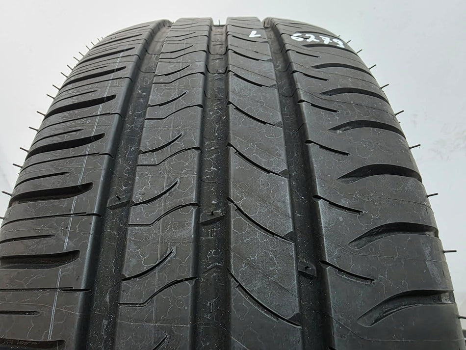 1бр летна гумa 215/55/16 MICHELIN L06279