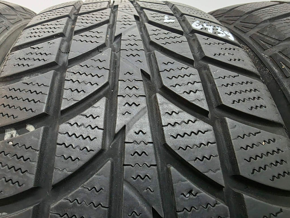 4бр зимни гуми 205/55/16 HANKOOK L06439