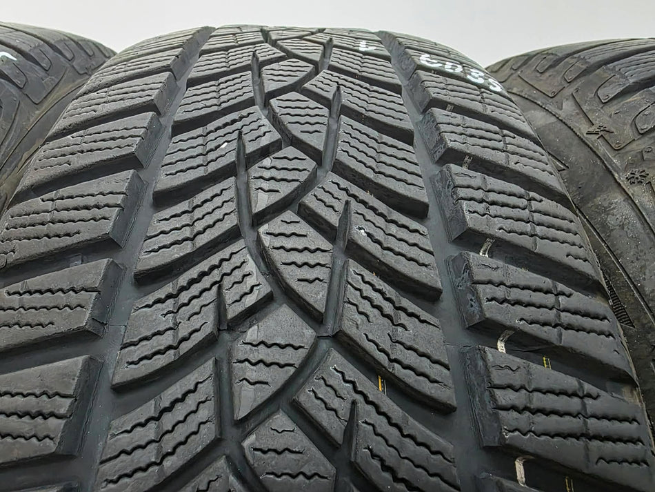 4бр зимни гуми 205/55/16 DUNLOP L06035