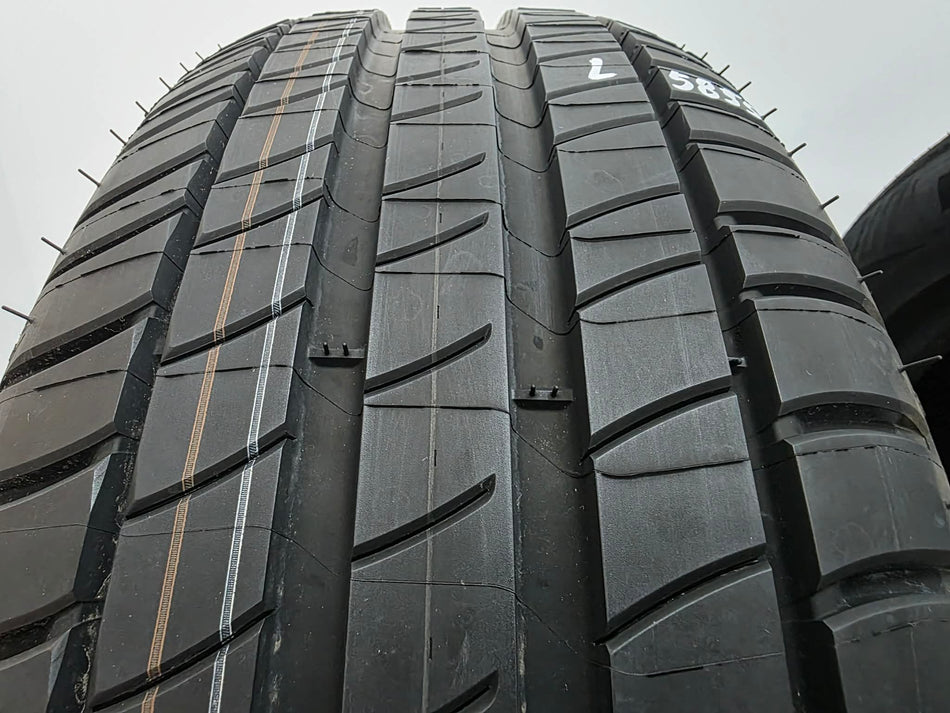 1бр летна гума 215/60/17 MICHELIN L05855