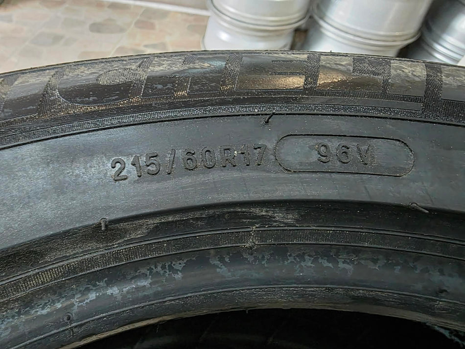 1бр летна гума 215/60/17 MICHELIN L05855