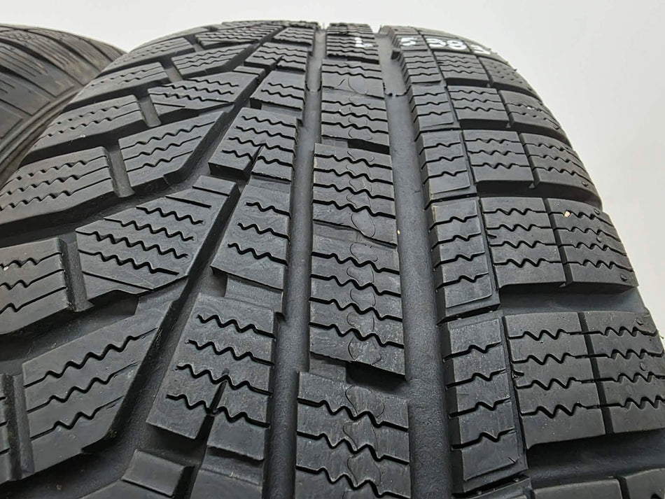2бр зимни гуми 215/70/16 HANKOOK L05983