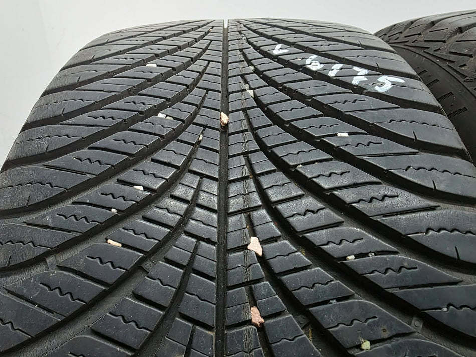 2бр всесезонни гуми 235/45/19 GOODYEAR L06175