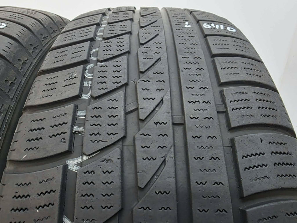 2бр зимни гуми 235/65/17 SEMPERIT L06410