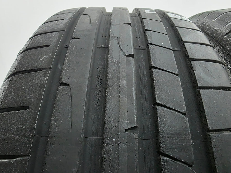 2бр летни гуми 205/40/17 DUNLOP L05115