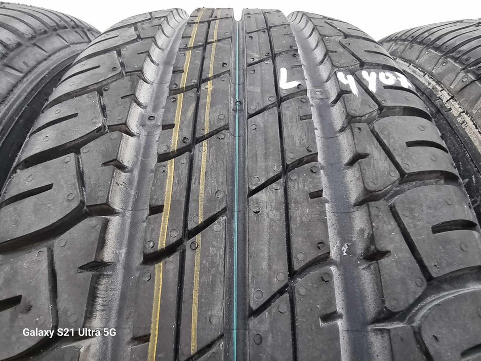 4бр летни гуми 195/60/15 DUNLOP L04407
