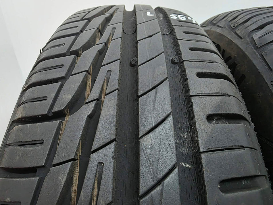 2бр летни гуми 175/65/15 UNIROYAL L05847