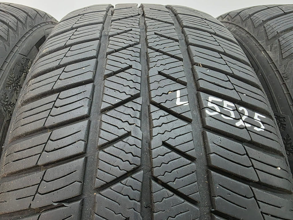 4бр зимни гуми 215/55/17 BARUM L05525