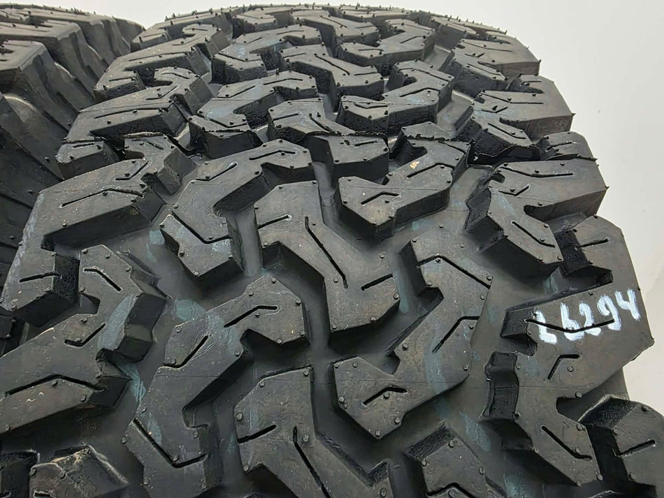2бр всесезонни гуми 245/70/17 MALATESTA L06294