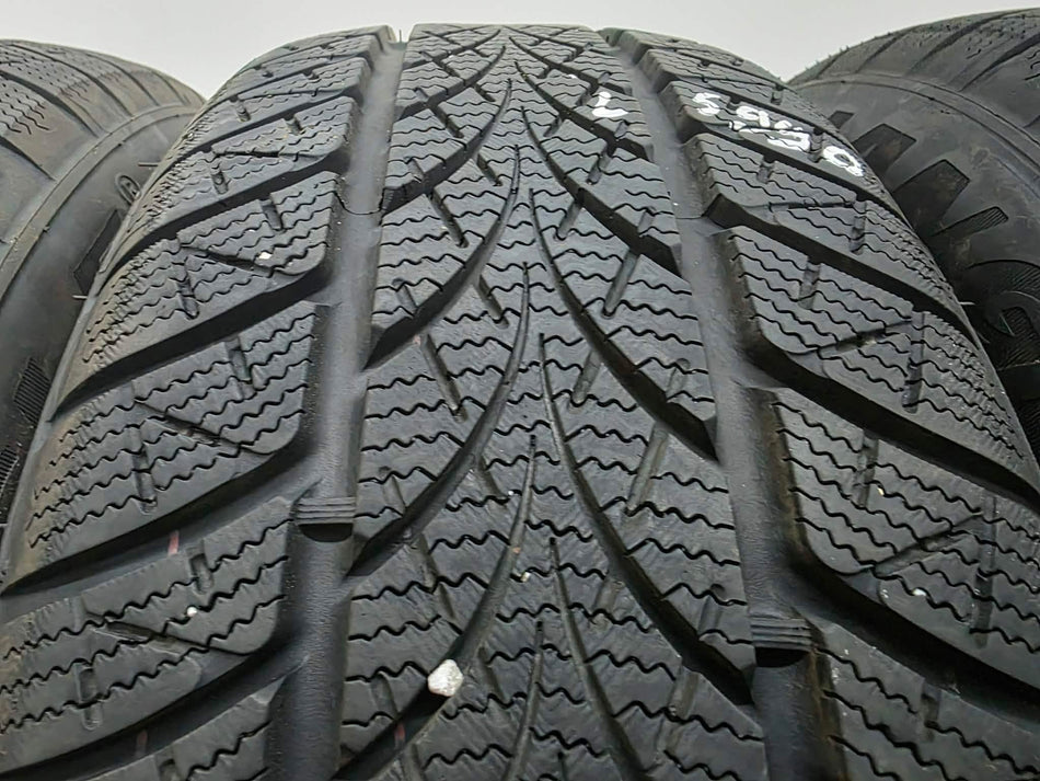 4бр зимни гуми 185/60/15 TRIANGLE L05990