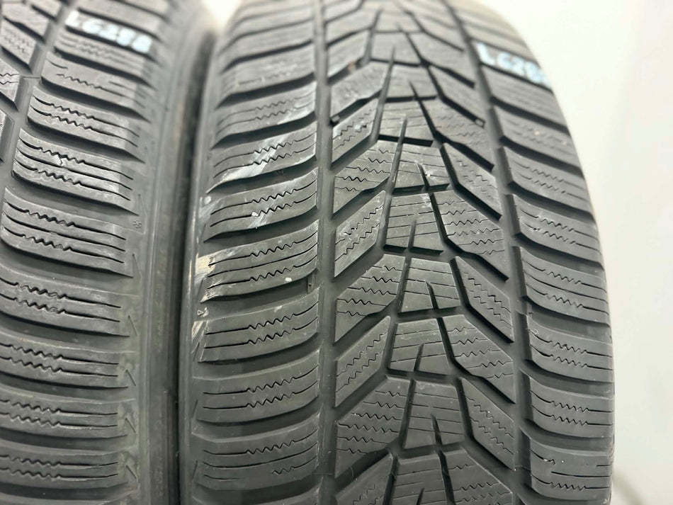 2бр зимни гуми 225/55/18 HANKOOK L06288