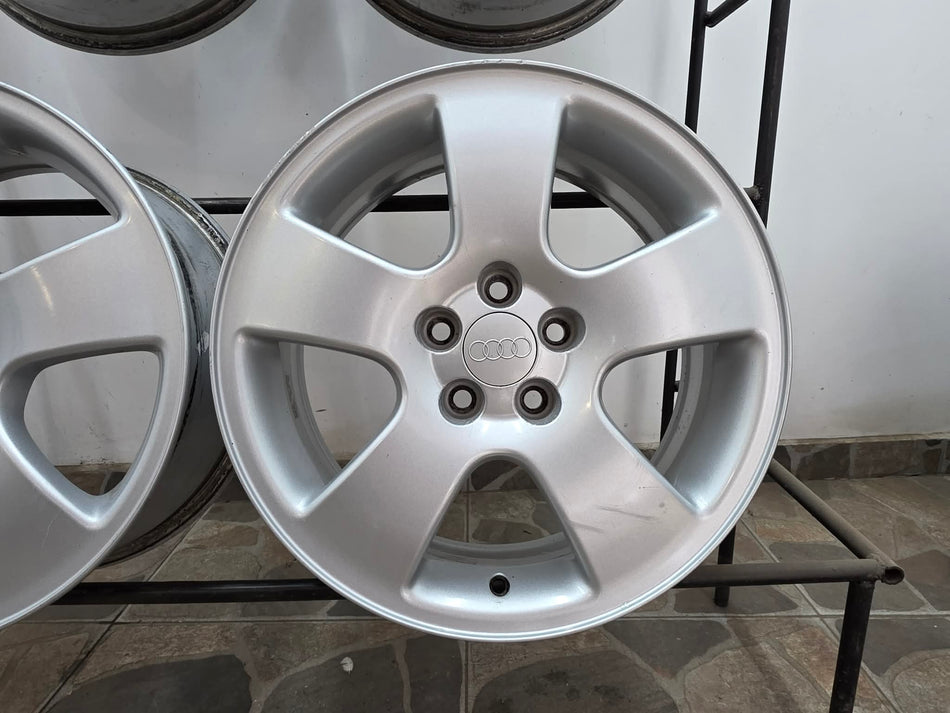 4бр 16ски джанти за AUDI 5х100мм A161427