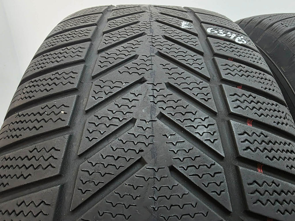 2бр зимни гуми 235/60/18 VREDESTEIN L06346