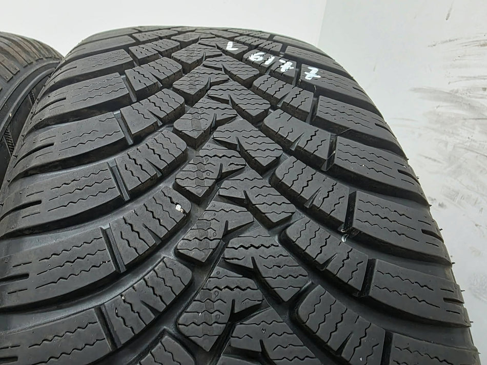 4бр зимни гуми 205/55/16 FALKEN L06177