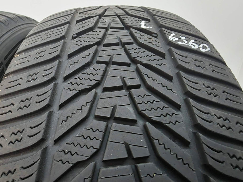 2бр зимни гуми 235/60/18 HANKOOK L06360