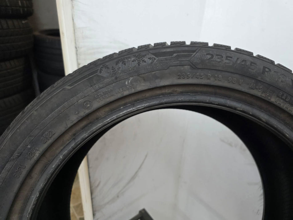 1бр зимна гума 235/45/18 BARUM L06497