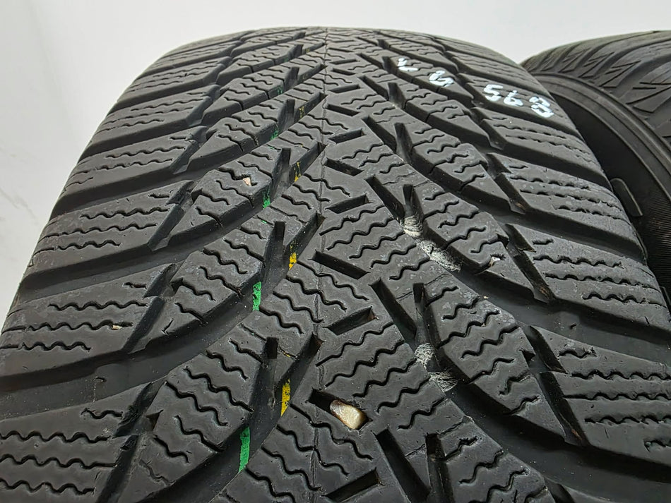 2бр зимни гуми 225/60/17 KUMHO L06568
