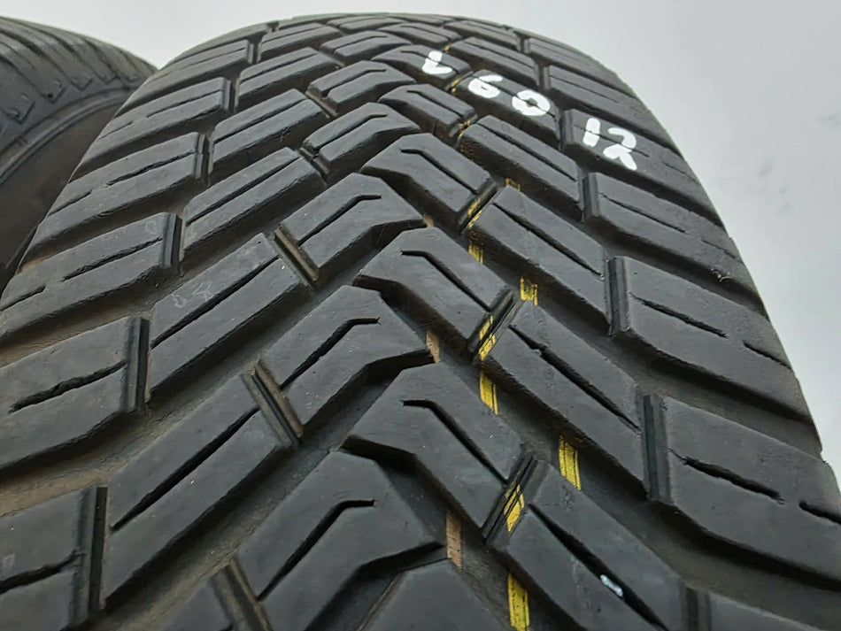 2бр всесезонни гуми 165/70/14 CONTINENTAL L06012
