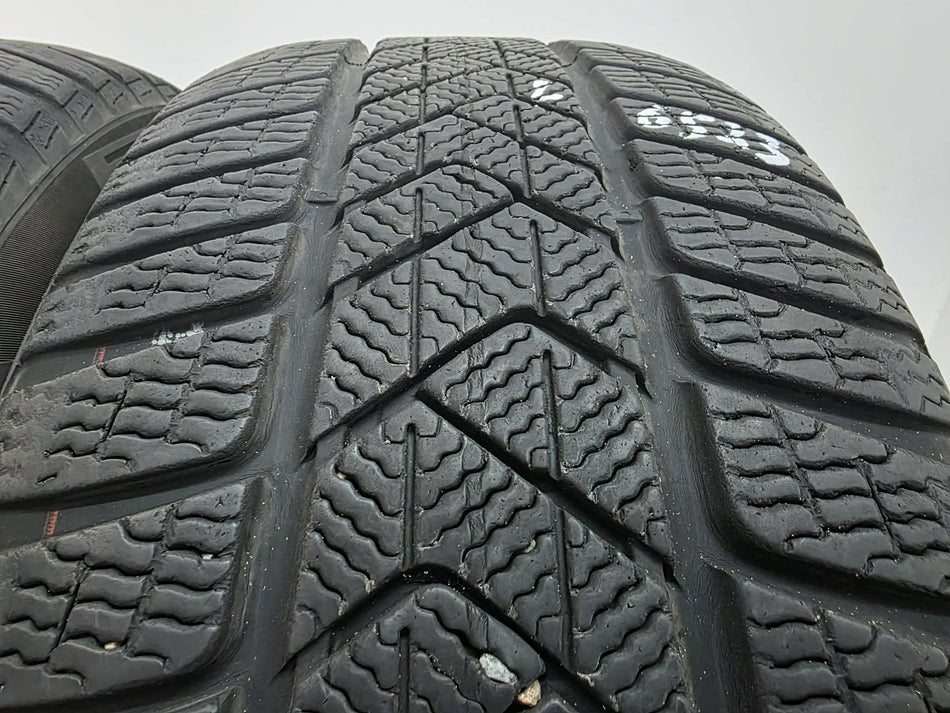 2бр зимни гуми 245/45/18 PIRELLI L06523