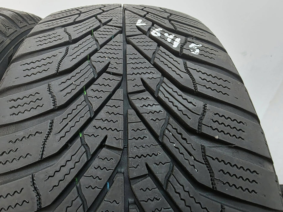 2бр зимни гуми 205/55/16 KUMHO L06415