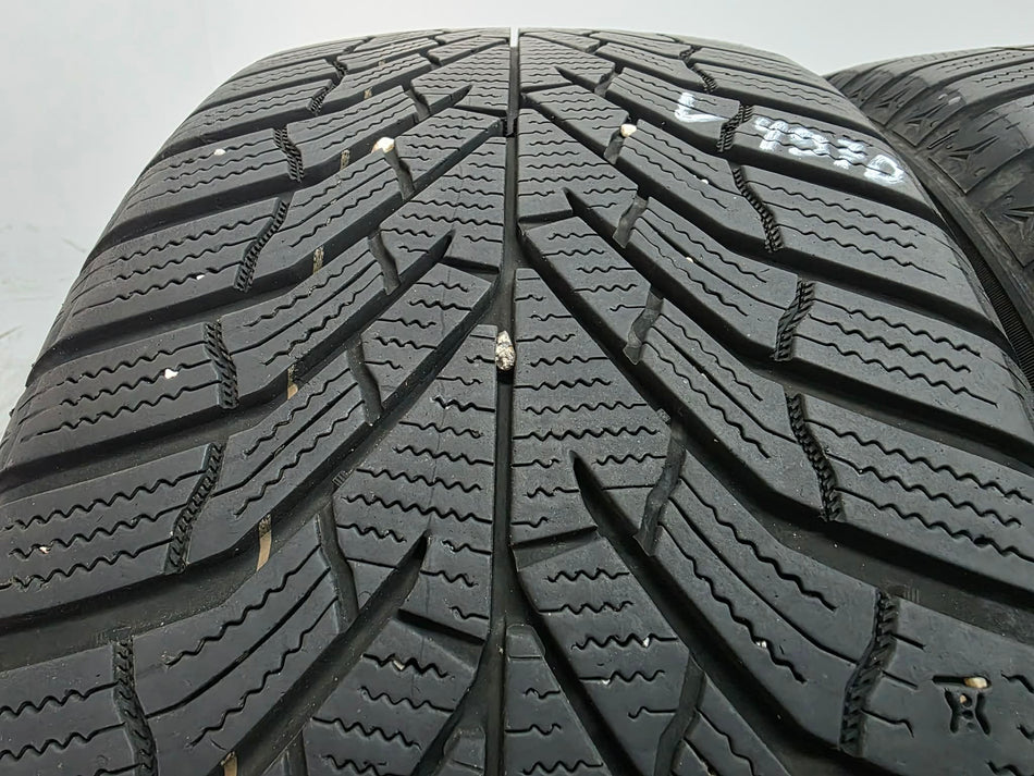 4бр зимни гуми 225/55/17 KUMHO L04970