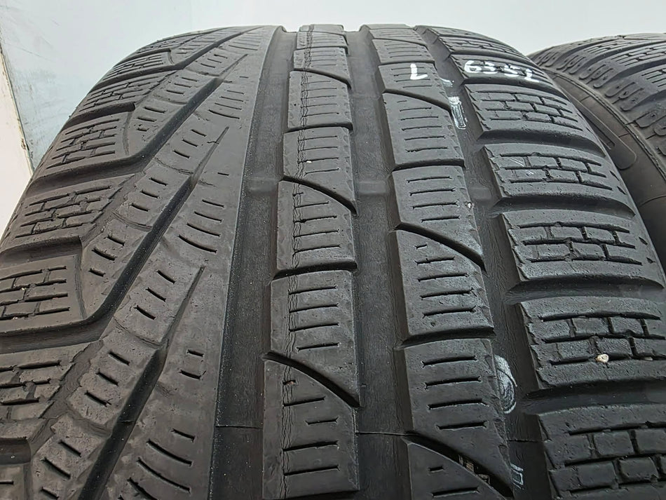 4бр зимни гуми 235/40/19 PIRELLI L06351