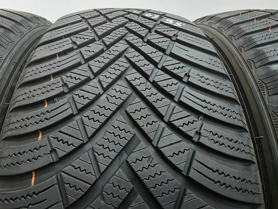 4бр зимни гуми 205/55/16 HANKOOK L06395