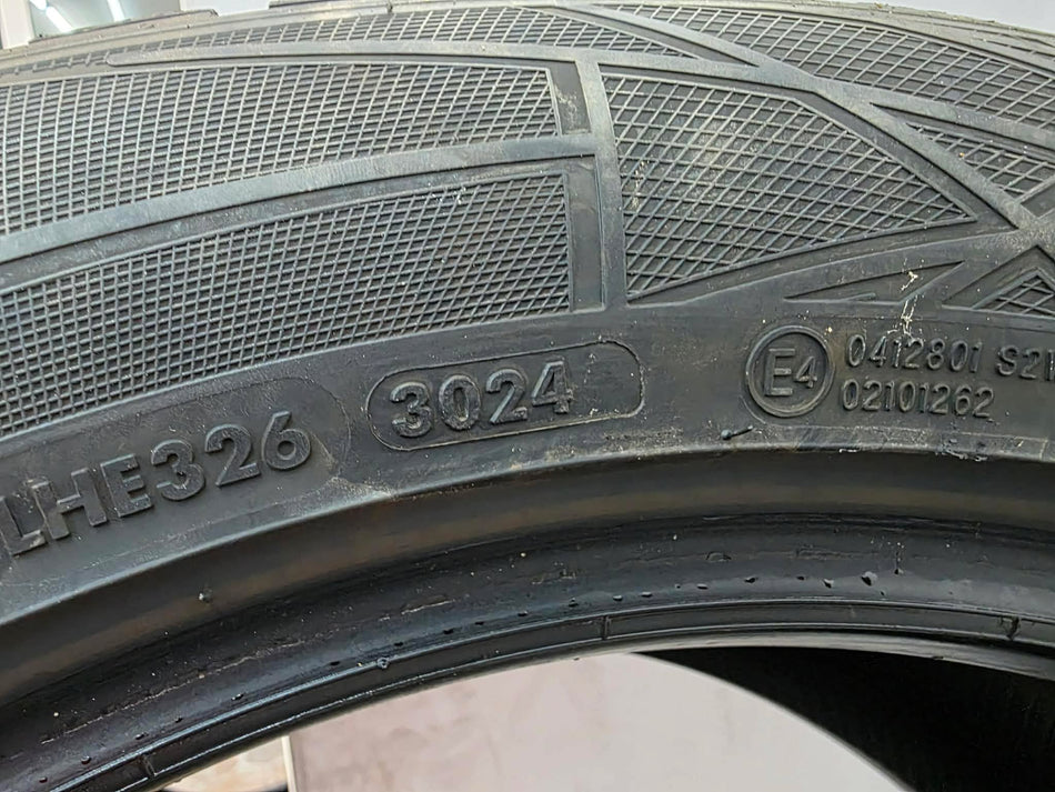 1бр зимна гума 255/50/19 VREDESTEIN L06389