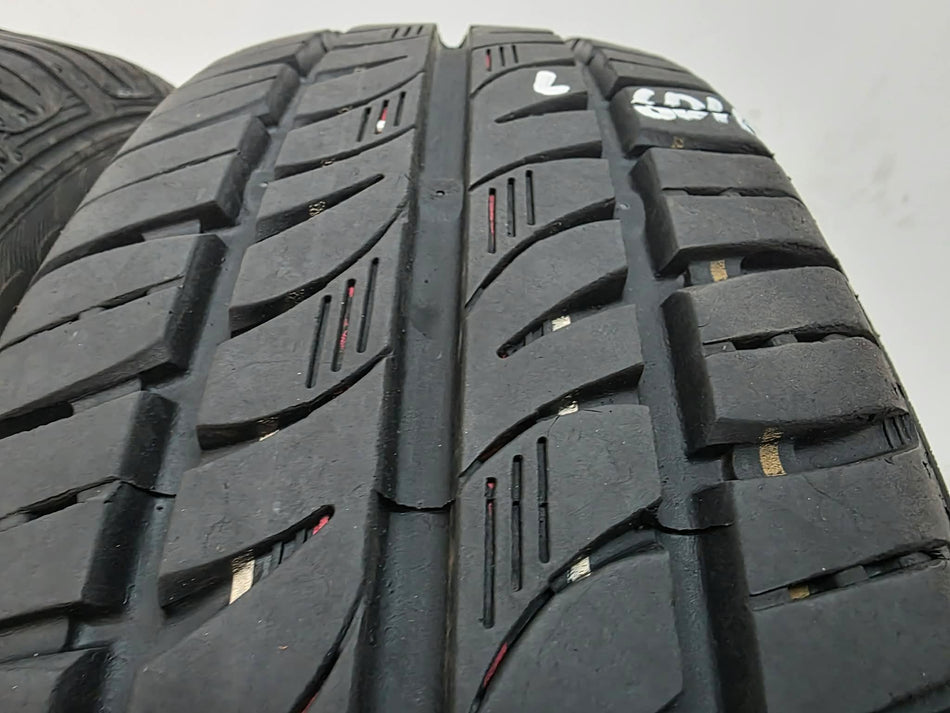 2бр летни гуми 165/65/14 SEMPERIT L06016