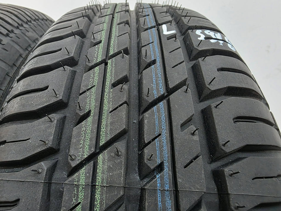 2бр летни гуми 185/65/15 UNIROYAL L05918
