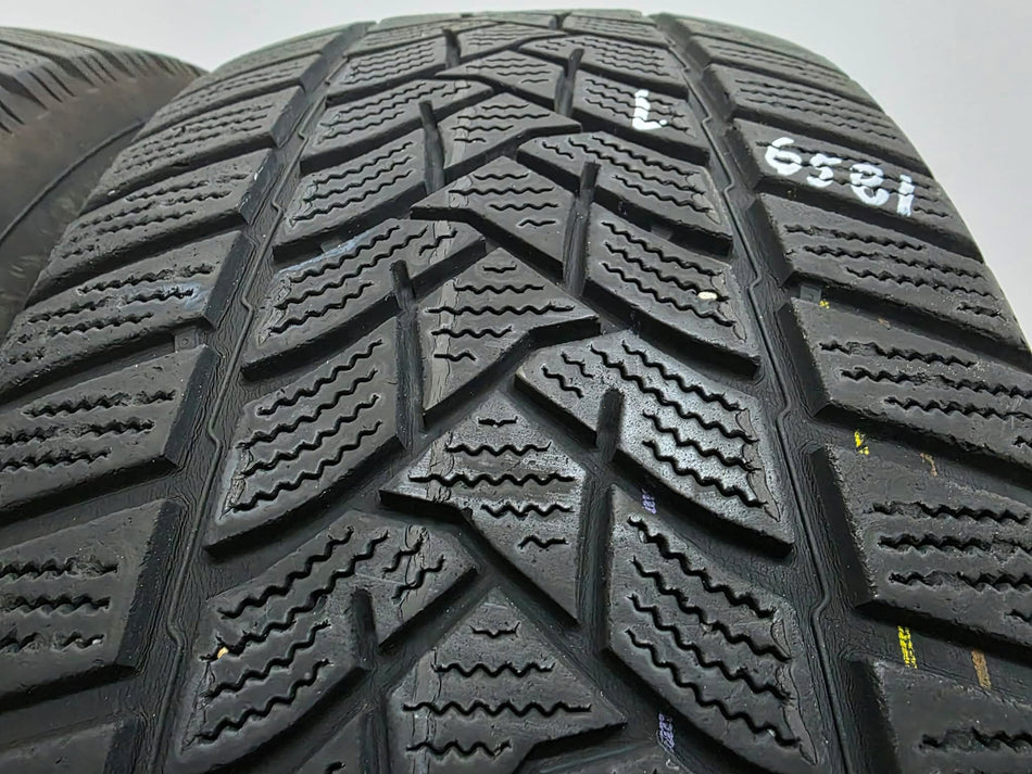 2бр зимни гуми 205/55/16 DUNLOP L06581