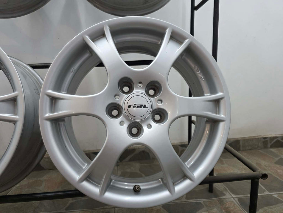 4бр 16ски джанти за Peugeot,Hyundai, Mitsubishi, Mazda 5х114.3мм A161411