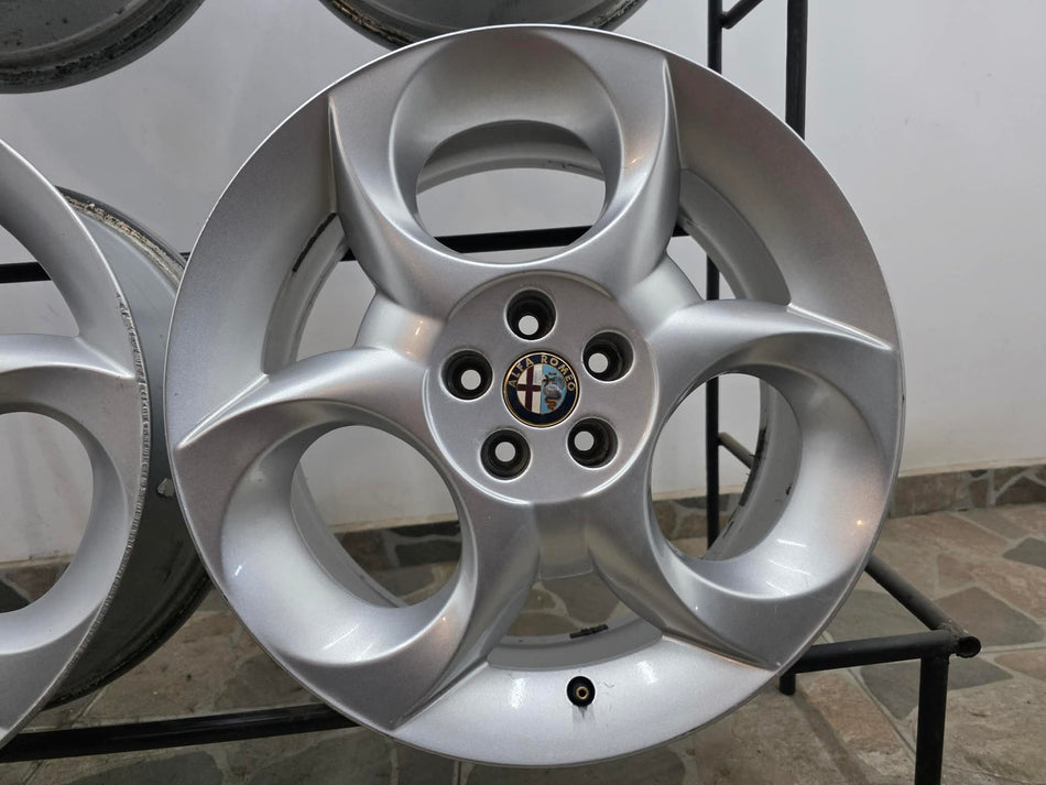 4бр 17ски джанти за ALFA ROMEO 5х98мм A170774