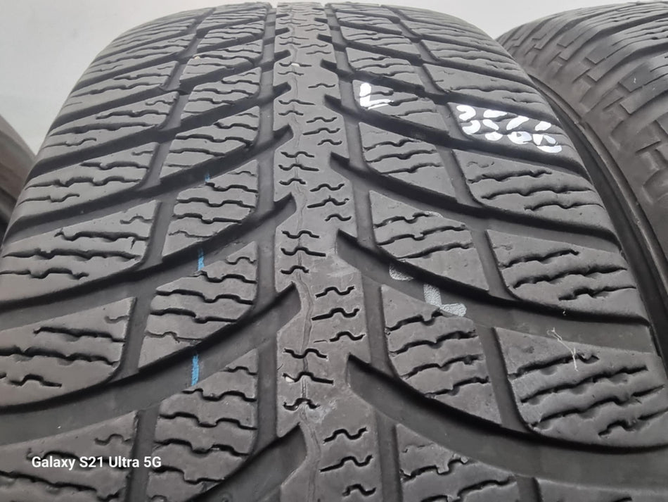 2бр зимни гуми 205/55/16 KUMHO L03566