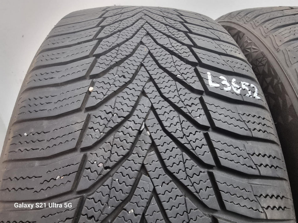 2бр зимни гуми 235/45/18 NEXEN L03652