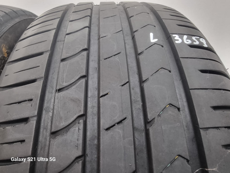 2бр летни гуми 235/55/17 KUMHO L03659