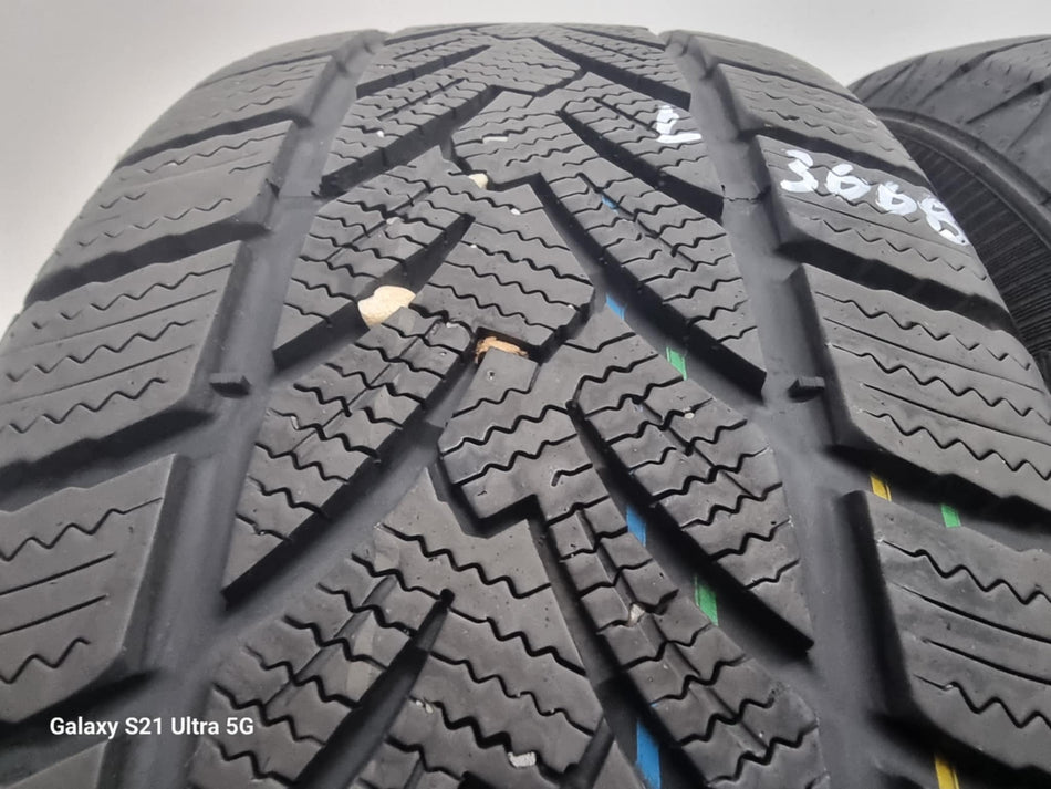 2бр зимни гуми 205/60/16 PIRELLI L03668
