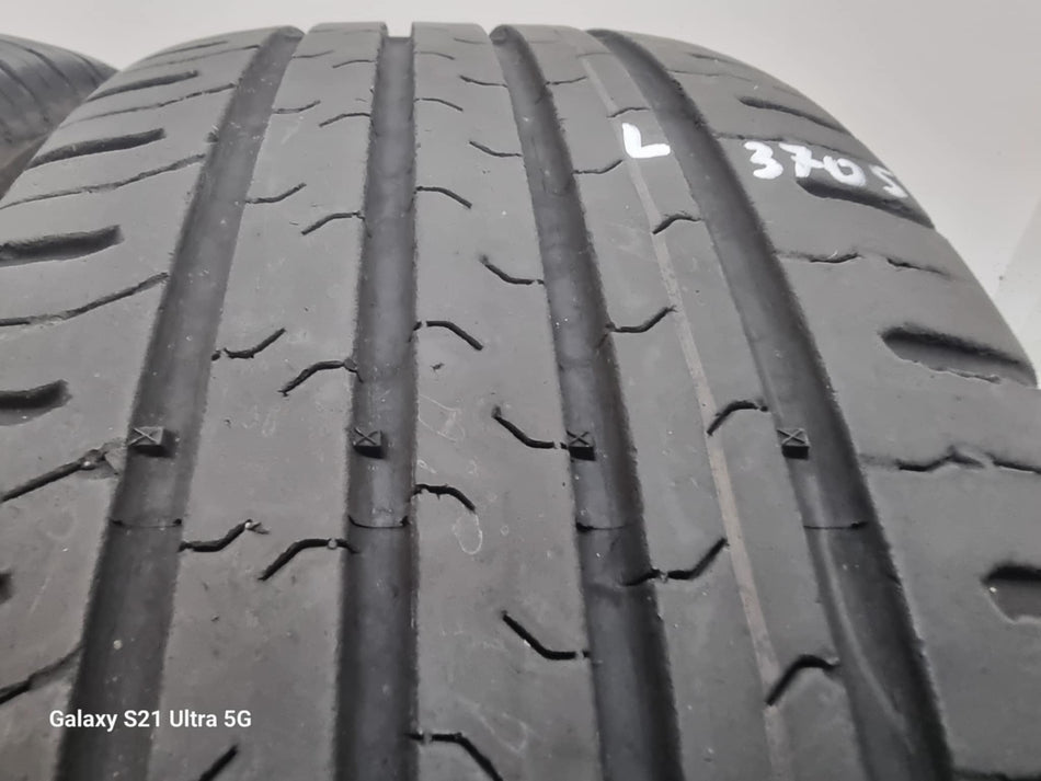 2бр летни гуми 215/60/17 CONTINENTAL L03705