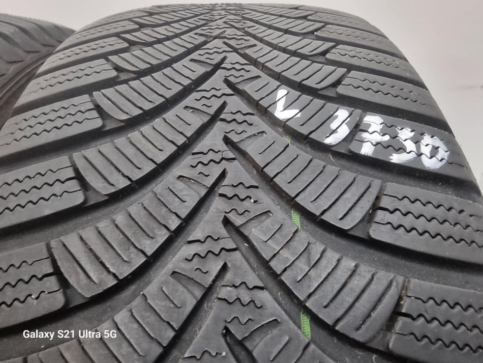2бр зимни гуми 205/55/16 HANKOOK L03730