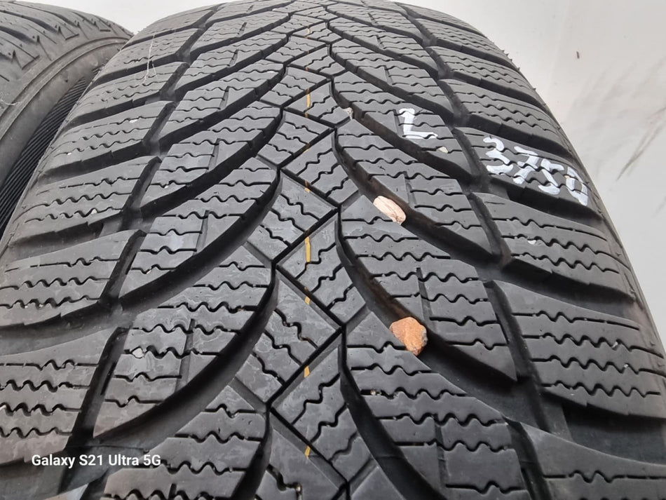 4бр зимни гуми 205/60/16 NEXEN L03750