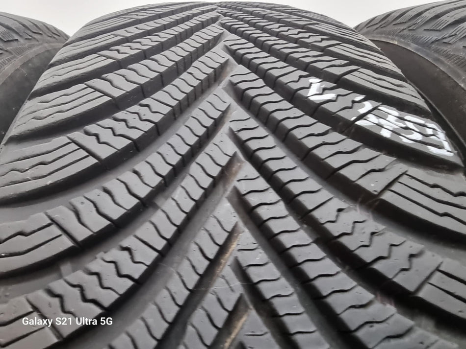 4бр зимни гуми 205/60/16 MICHELIN L03759