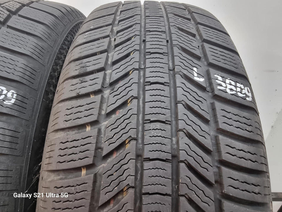 2бр зимни гуми 215/60/17 CONTINENTAL L03809