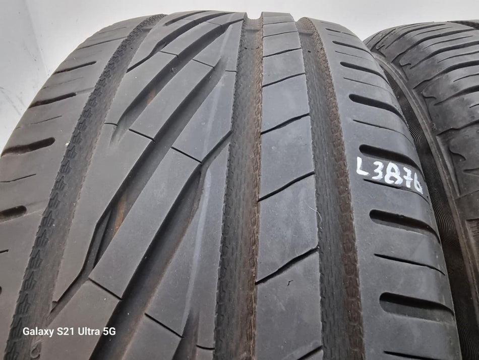 2бр летни гуми 225/55/19 UNIROYAL L03876