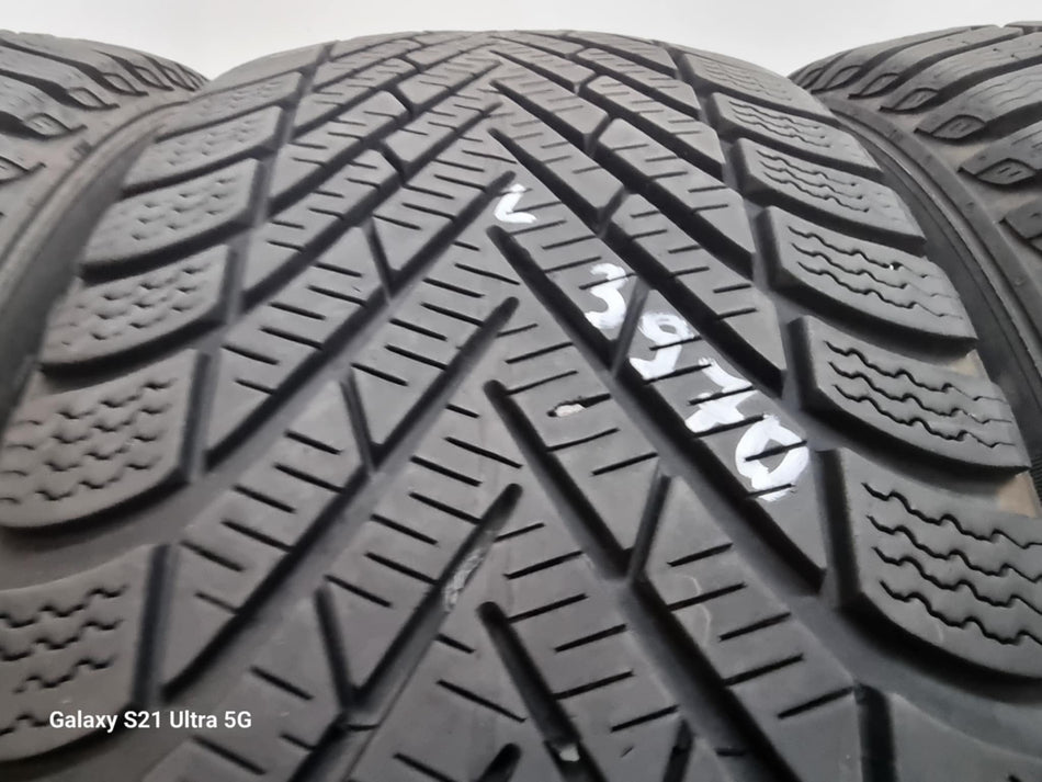 4бр зимни гуми 205/55/16 PIRELLI L03970