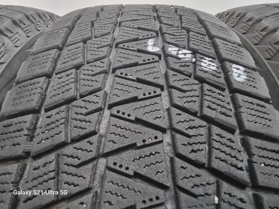 4бр зимни гуми 215/70/16 BRIDGESTONE L04068