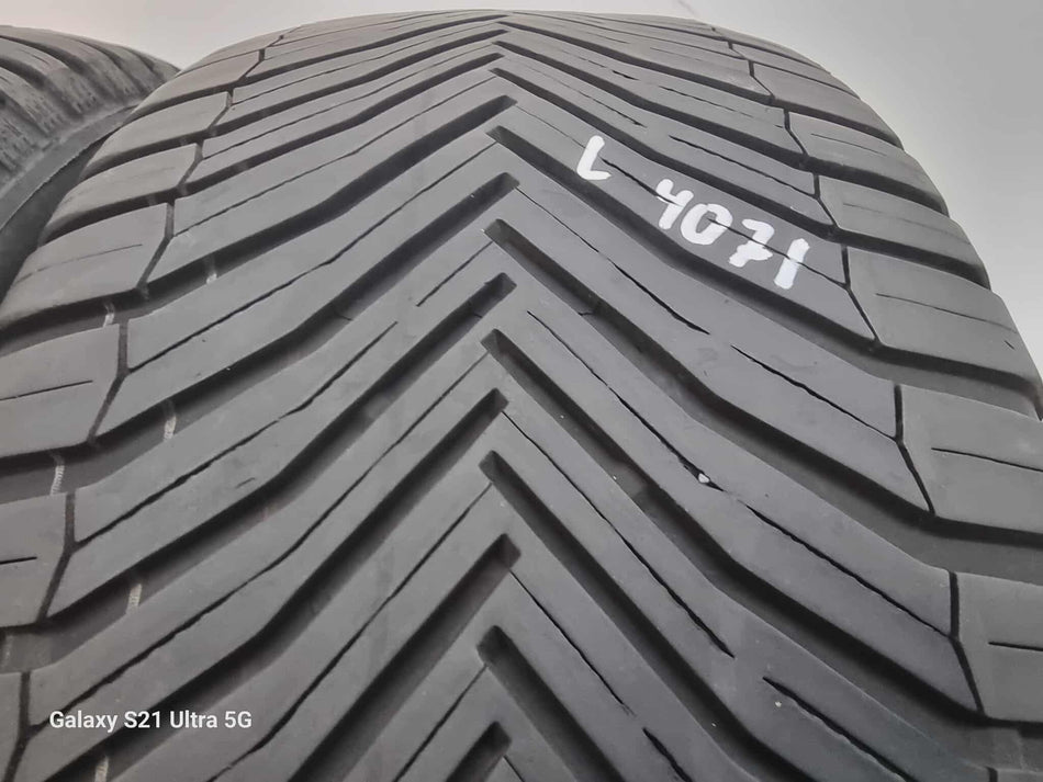 2бр всесезонни гуми 235/50/19 MICHELIN L04071